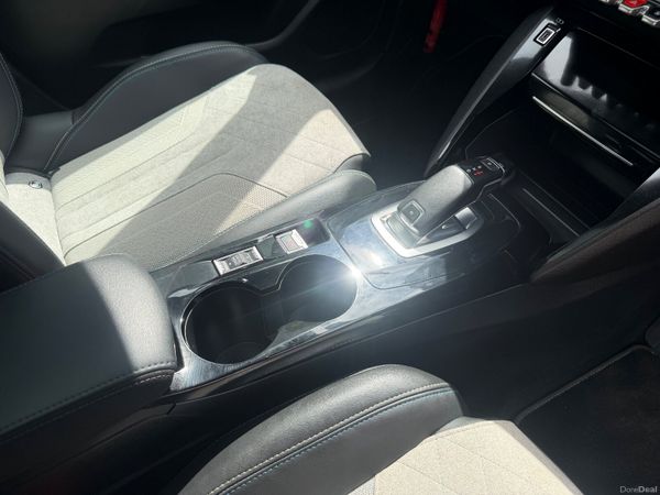 Peugeot 208 GT Line 1.2 Automatic 394836477