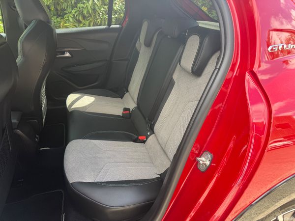 Peugeot 208 GT Line 1.2 Automatic 394836487
