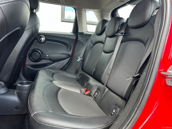 Mini Cooper D Auto 2018 5dr 394967433