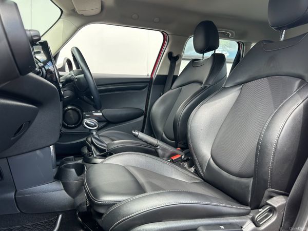 Mini Cooper D Auto 2018 5dr 394967439
