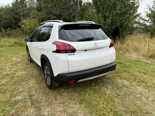 PEUGEOT 2008 (2018) 394901943