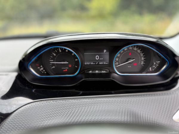 PEUGEOT 2008 (2018) 394901947