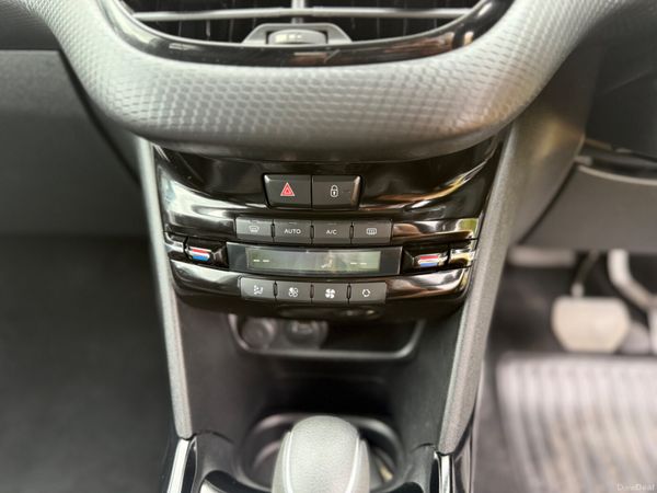 PEUGEOT 2008 (2018) 394901953