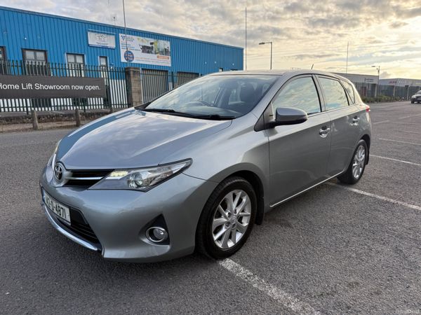 Toyota Auris 2014 Only 118KMS 394909573