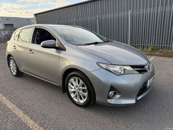 Toyota Auris 2014 Only 118KMS 394909577
