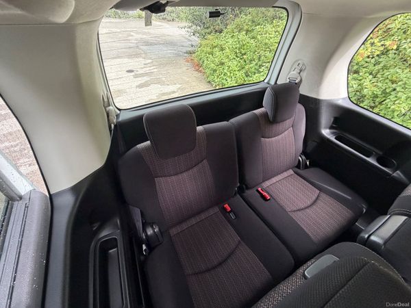 Nissan Serena Hybrid 8 Seat Automatic Power door 394936917