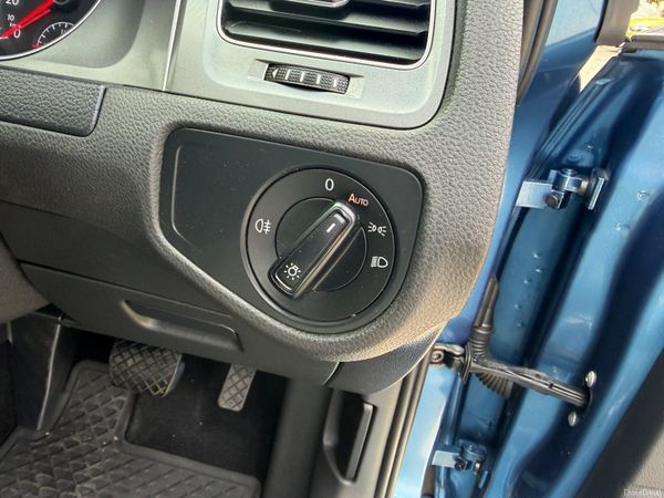 Volkswagen Golf 1.2 DSG Low KM 394938347
