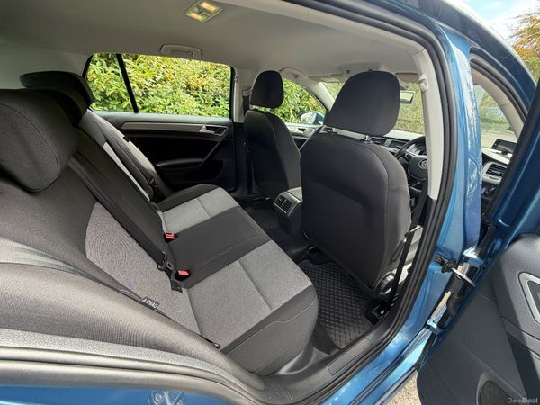 Volkswagen Golf 1.2 DSG Low KM 394938373