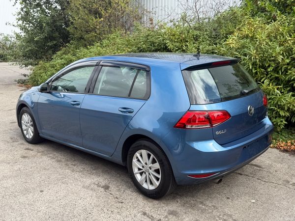 Volkswagen Golf 1.2 DSG Low KM 394938383