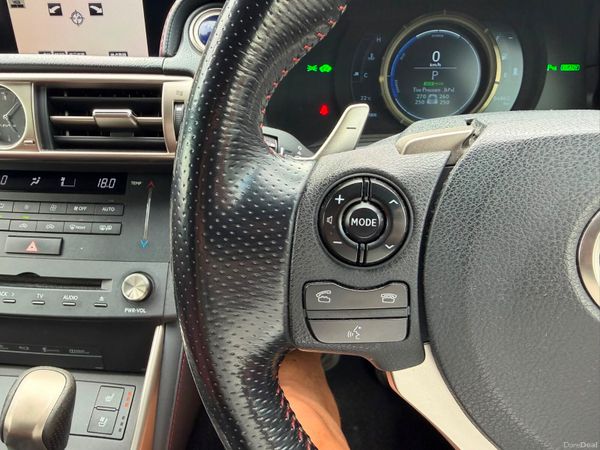 16 LEXUS IS300H F SPORT 395044885