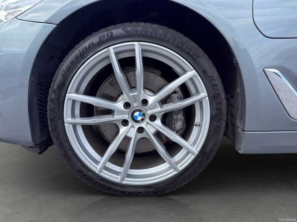 BMW 530e SE iPerformance G30 395146217