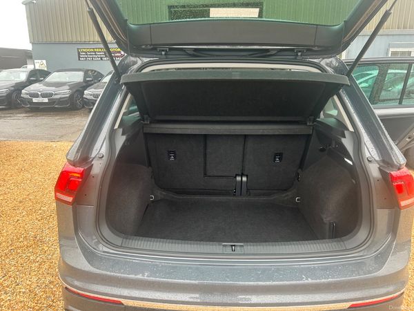 Volkswagen Tiguan life 395171451