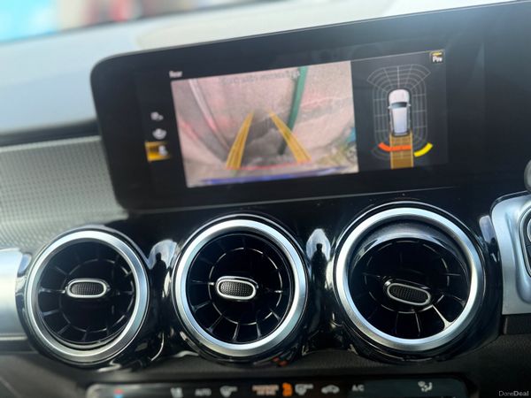 2022 Mercedes-Benz GLB  Automatic/ 7Seater 395278679