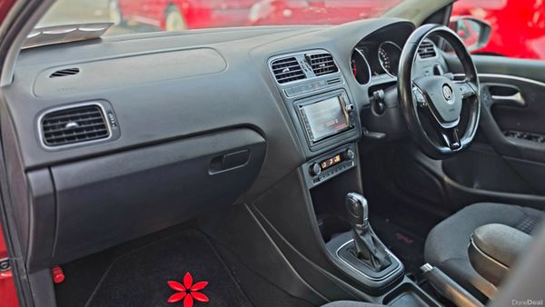 Volkswagen Polo 2016 395284239