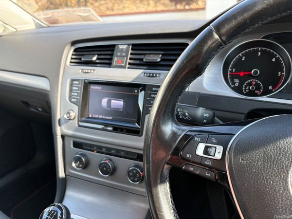 2015 Volkswagen Golf 1.6TDI Manual 395221261