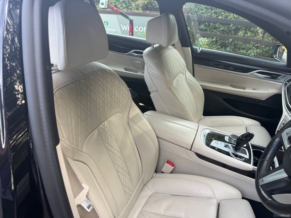 BMW 7-Series 2019 395340051
