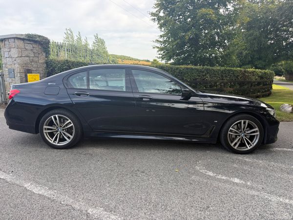 BMW 7-Series 2019 395340055