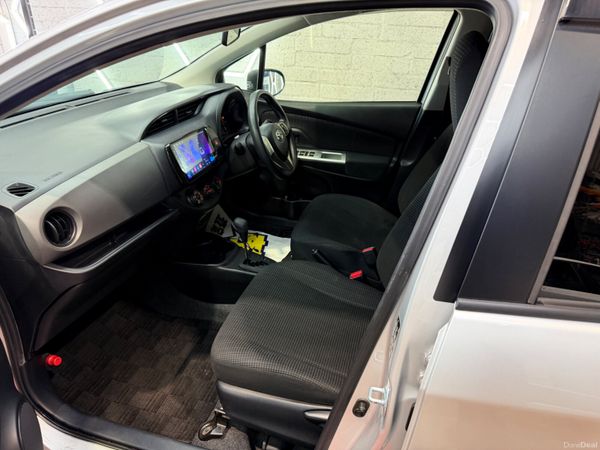 2015 Toyota Vitz 1.3 Petrol Automatic 395351011