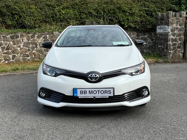 Toyota Auris 1.2 petrol 5Dr Luna Sport 395362745
