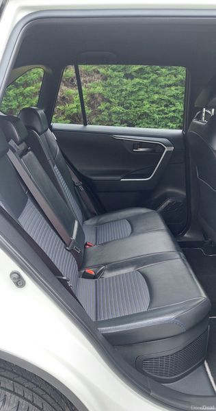 Toyota RAV4 2020 395379627