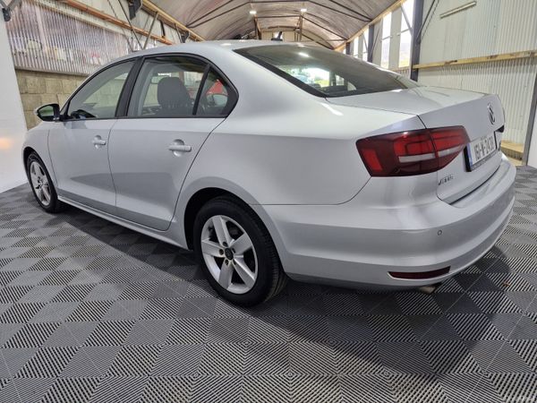 Volkswagen Jetta Comfortline 1.2 New NCT 395391945