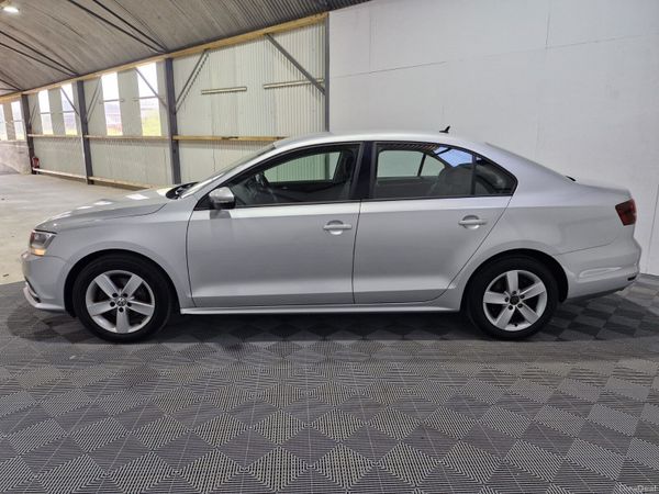 Volkswagen Jetta Comfortline 1.2 New NCT 395391947