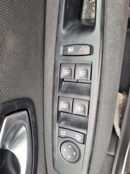 NEW NCT- Renault Grand Scenic 2011 395324495