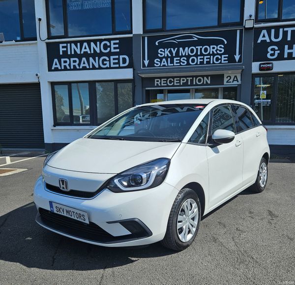 Honda Fit 2022 Petrol Hybrid Automatic 395329997