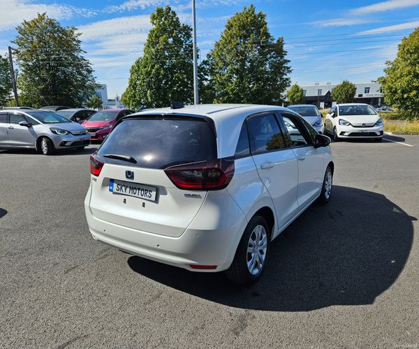 Honda Fit 2022 Petrol Hybrid Automatic 395330011