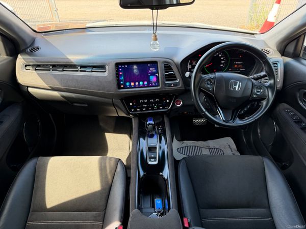 Honda Vezel  RS  Hybrid Automatic 395447473