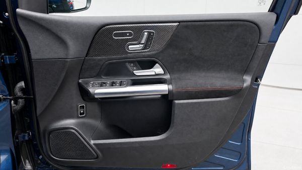 Mercedes-Benz B-Class 2.0L  AMG-LINE SUN-ROOF 395468785