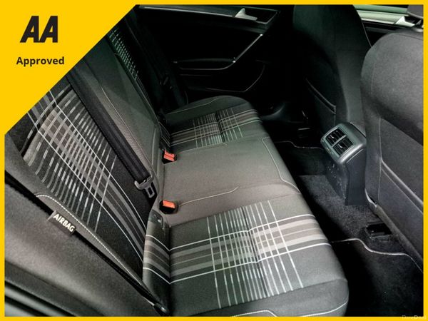 🚗 2015 Volkswagen Golf  Lounge | Auto | 109km🚗 395477543