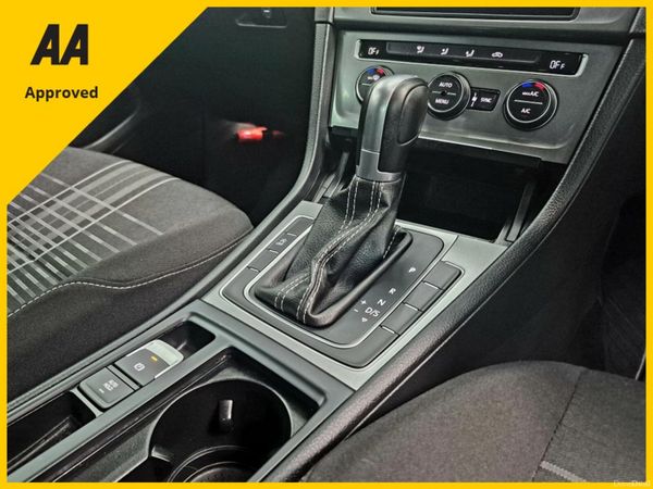 🚗 2015 Volkswagen Golf  Lounge | Auto | 109km🚗 395477545