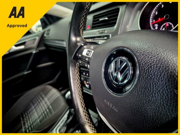 🚗 2015 Volkswagen Golf  Lounge | Auto | 109km🚗 395477547