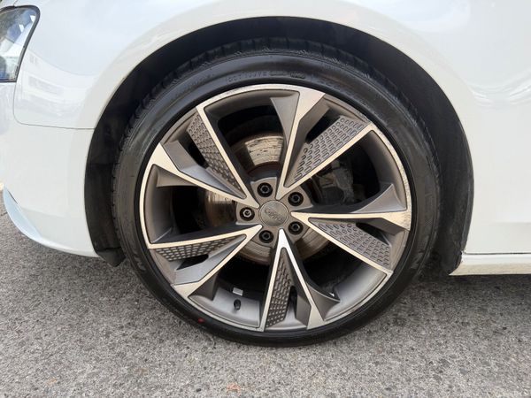Audi A4 2015 Alloys 395491875