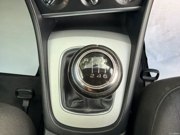 Audi Q3 2013 TDI 2.0 SE 140 Low mileage 395493881