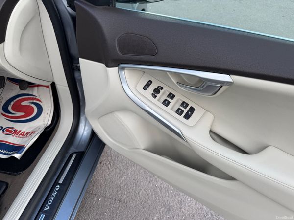 2015 VOLVO  V40     NEW NCT 2027 395540305