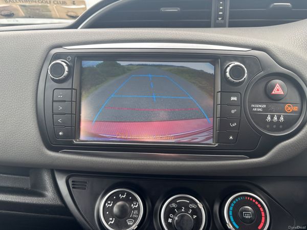 Toyota Yaris 2016 395558133