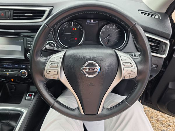 Nissan Qashqai 2014 395563783