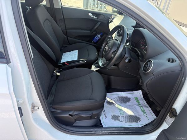 Audi A1 1.0 Automatic Se 395576761