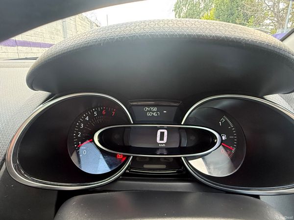 Renault Clio 2019 395590353
