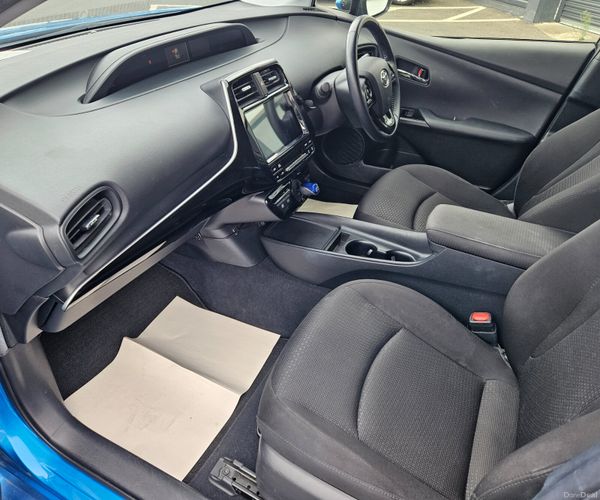 2022 Toyota Prius 1.8 Hybrid Automatic 395646807