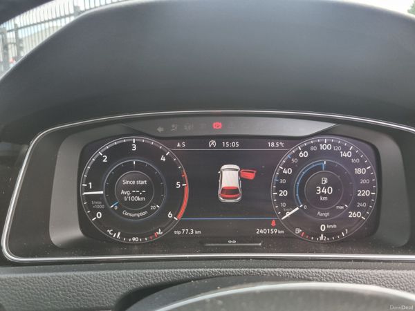 Volkswagen Golf 2018 395682381