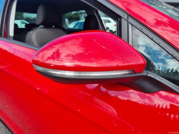 Volkswagen Golf 2018 395682389