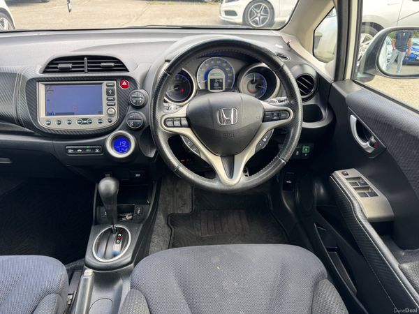 Honda Fit 1.3 Hyrbid 2012 41000KM Heated Seats 395685613