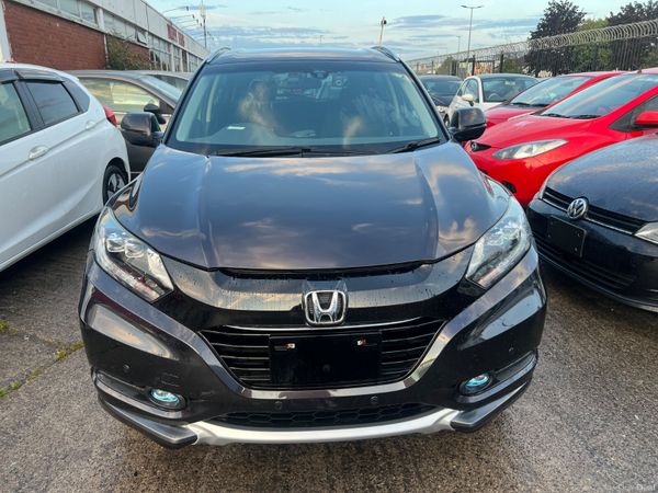 2015 Honda Vezel, 3 of 17