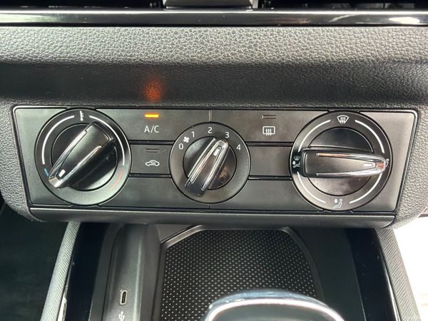 Skoda Kamiq 2020  TSI 1.0 Automatic Low Mileage 395617613
