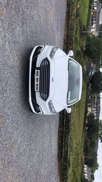 Ford Mondeo 2019 395618405