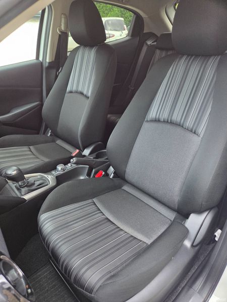 2023 Mazda 2 / automatic SKYACTIVE G 395626695