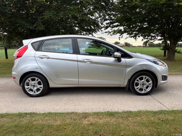 2014 Ford Fiesta Zetec 1.25 Petrol NCT 10/27 395632859